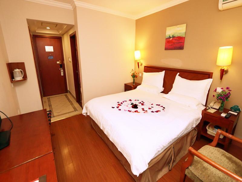 Greentree Inn Shanghai Zhongshan Hutai Hotel Bagian luar foto