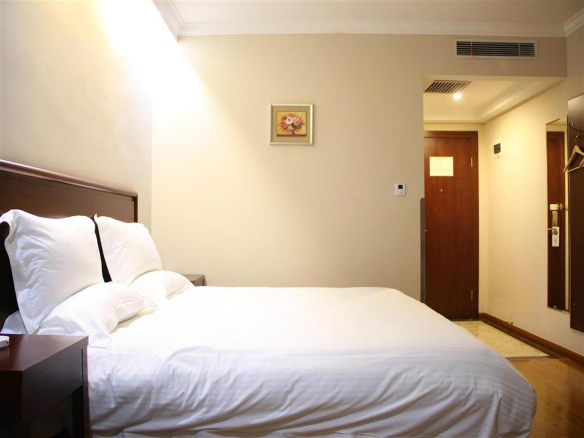 Greentree Inn Shanghai Zhongshan Hutai Hotel Bagian luar foto